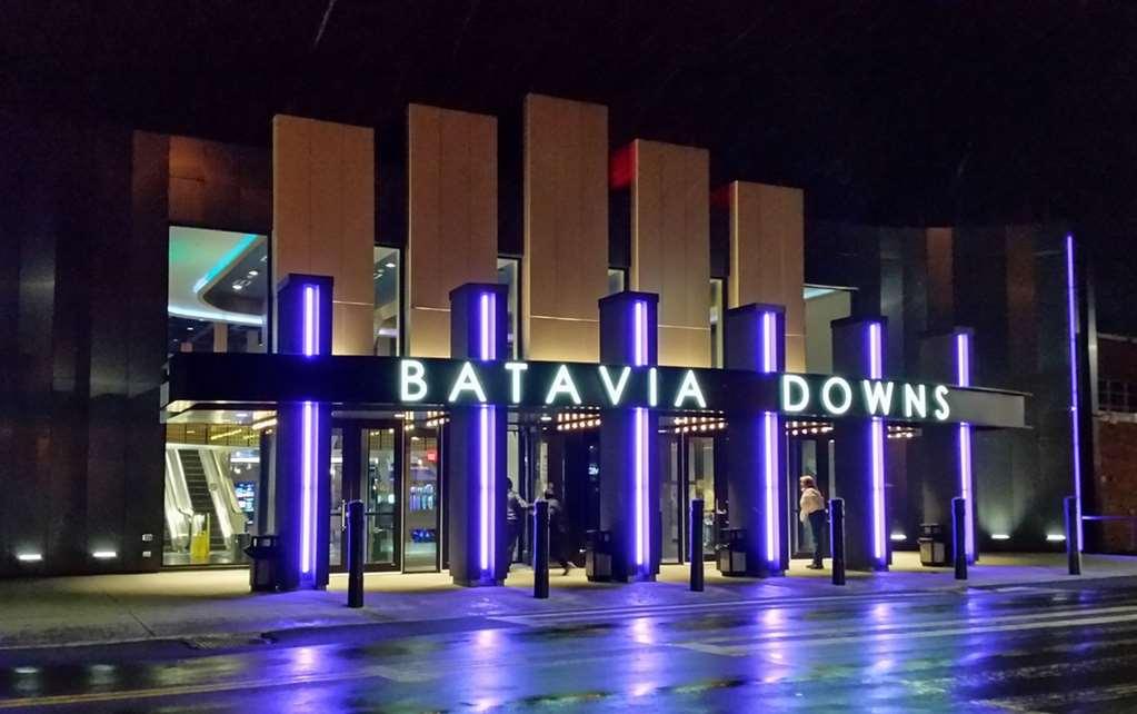 Hotel At Batavia Downs Dış mekan fotoğraf